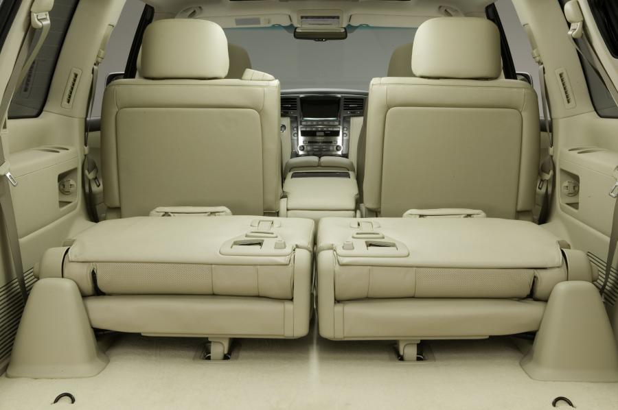  Lexus LX570 2008 года  (фото 91 из 221)